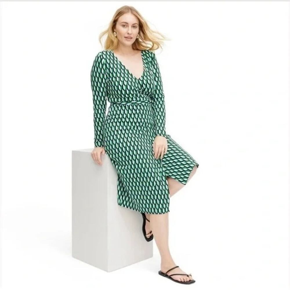 Diane Von Furstenberg  x Target NWT DVF green arrow wrap print midi dress